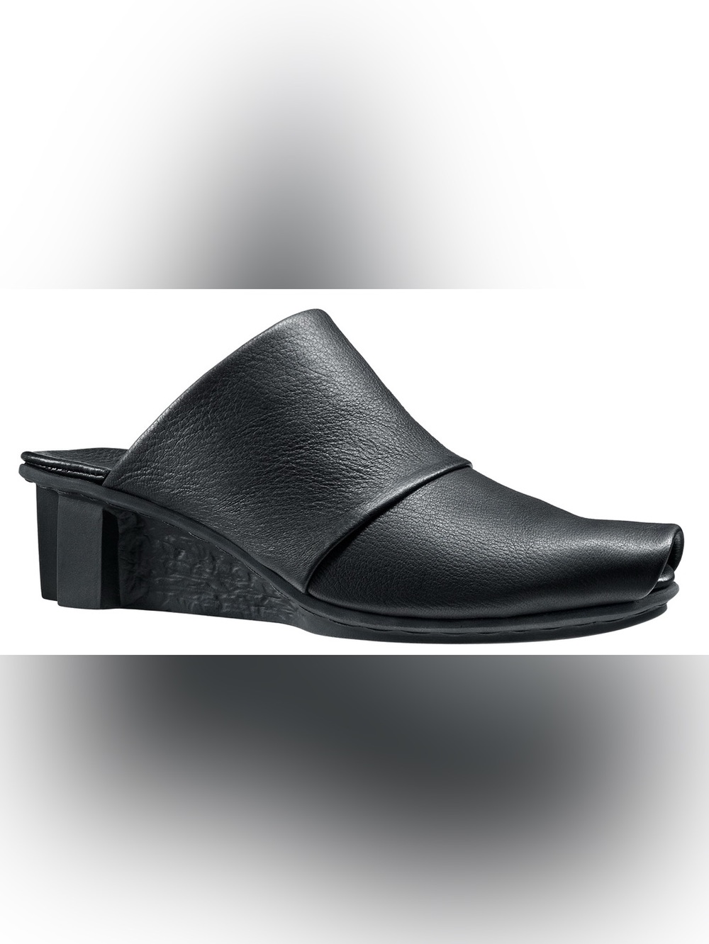 ✨NWOB✨ Trippen Black Leather Slide Mules